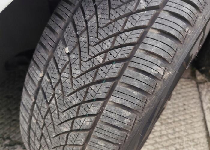 Grajewo ogłoszenia: 4xopony wielosezonowe Tracmax A/S Trac Saver 215/55R17 98 W 3PMSF...